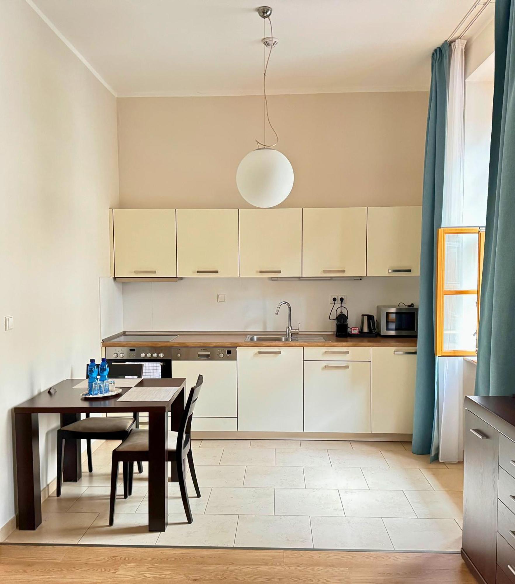 Rezidence Ostrovní Apart-hotel 4*